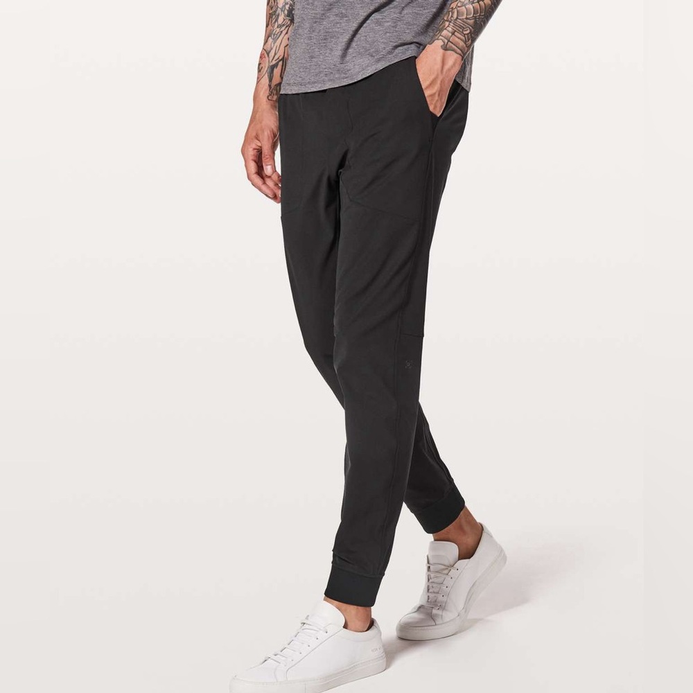 Lululemon Men’s ABC Jogger 29” Inseam Black Pockets Drawcord 4 Way Stretch Small
